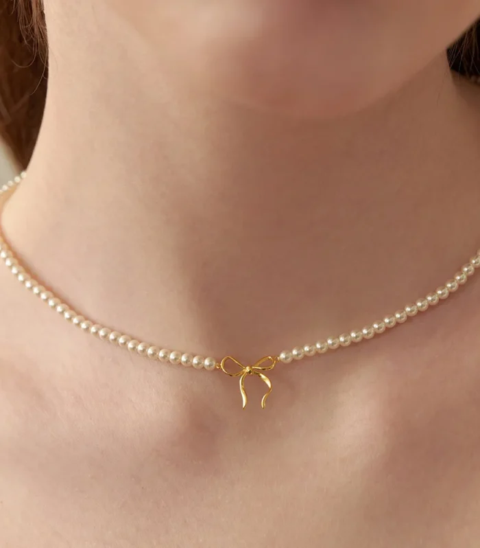 Copper Pearls Bow Necklace