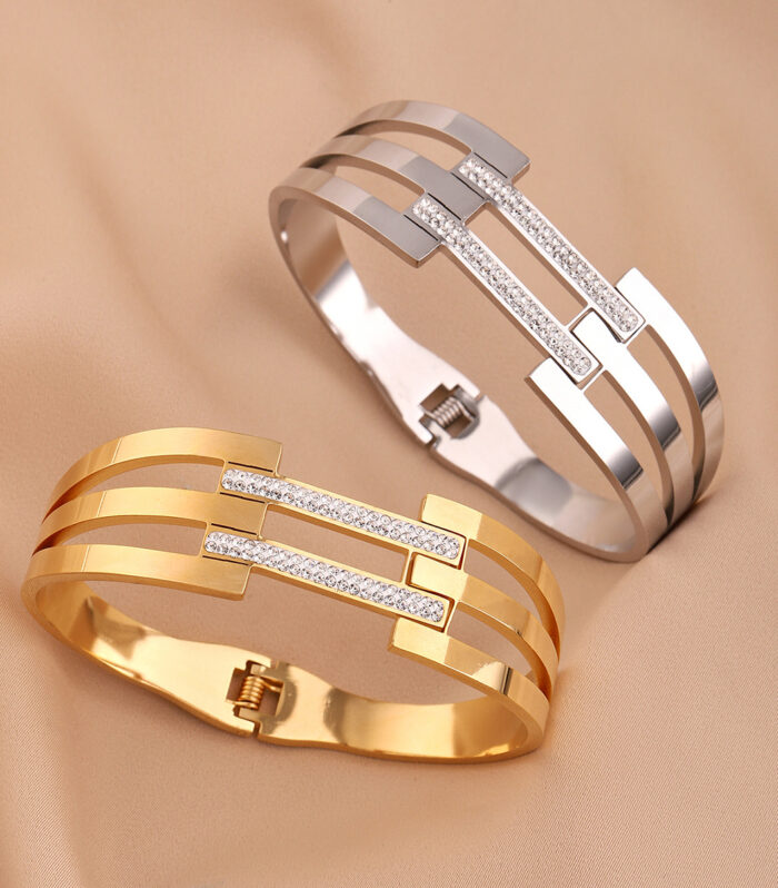 Hollow out Bracelet Stainless Steel Female Style Bracelet Geometric Circle Hollow out Handpiece