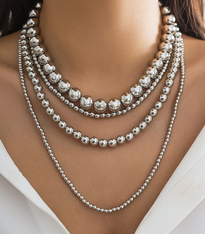 Simple and personalized size bead necklace