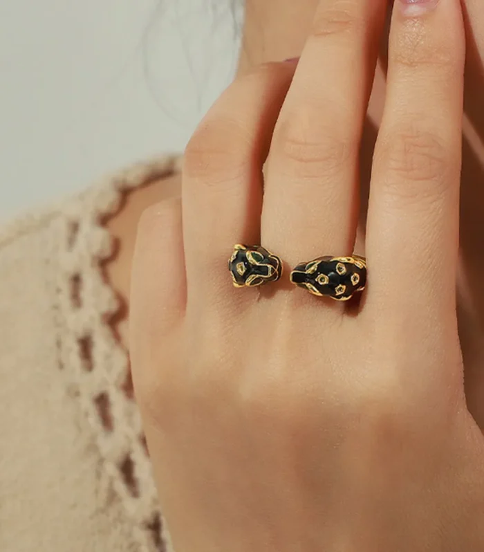 Black Panther Diamond Set Enamel Glazed Open Ring Fashionable and niche Design Jewelry for Women