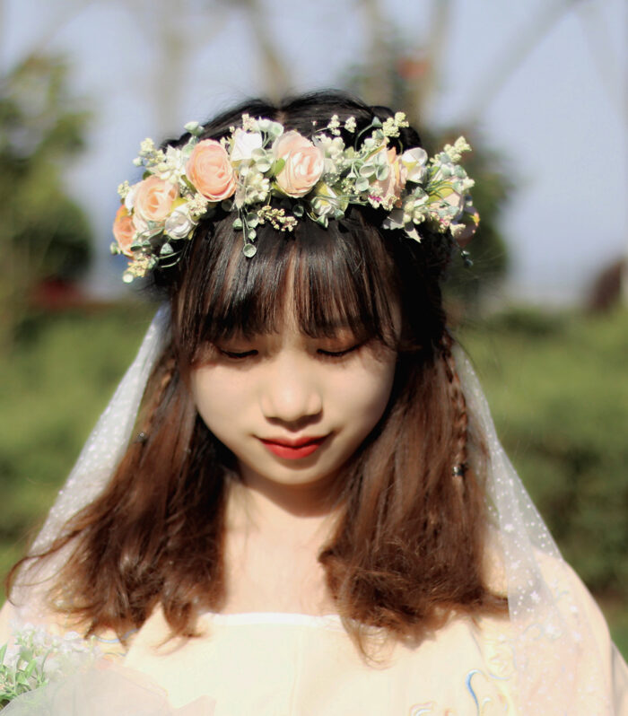 Sweet flower garland rose bud draped in gauze flower crown with exquisite handmade flowers bridal headwear