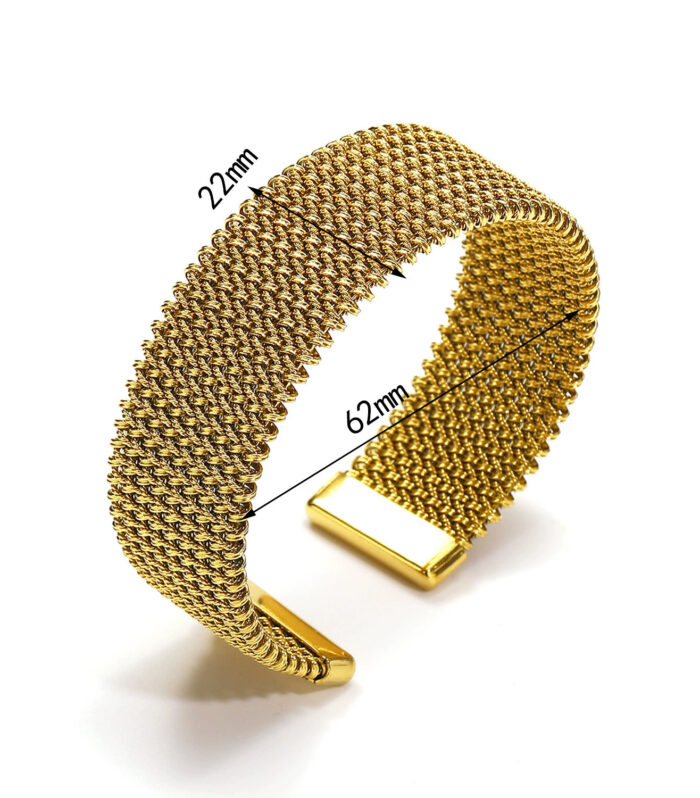 Ladies' textured embossed titanium steel bracelet, plated with 18K gold