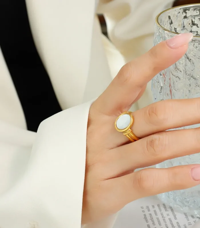 Vintage white seashell charming ring index finger ring accessory