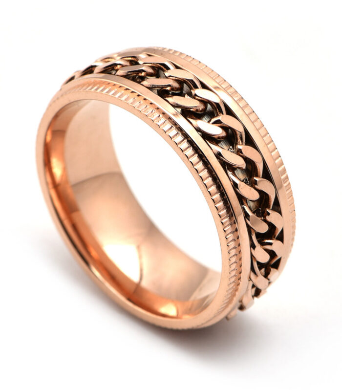 Rotating chain gear ring made of titanium steel