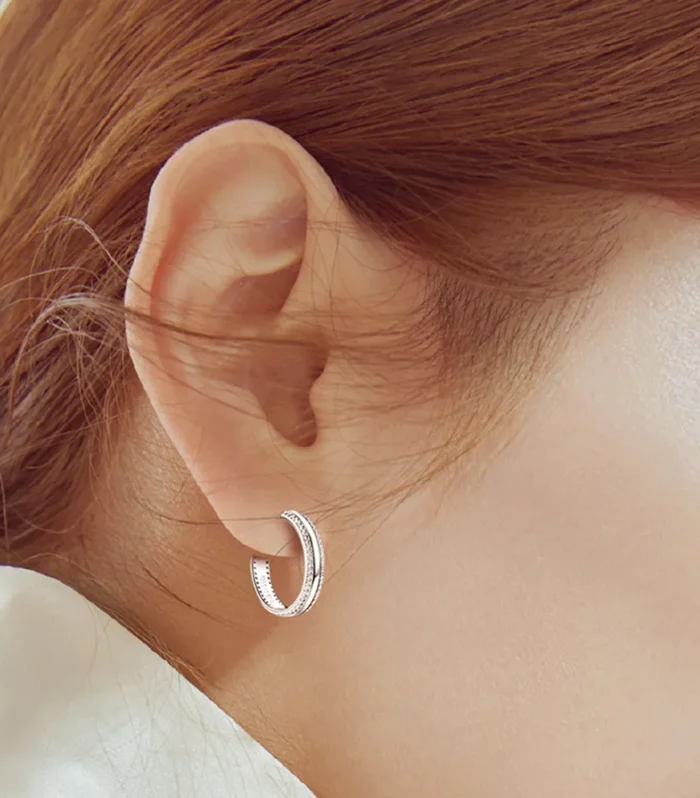 925 Sterling Silver Inlaid Moissanite C-Hoop Earrings